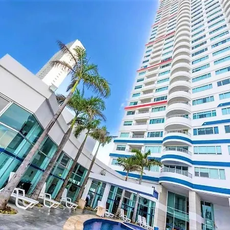 Spacious Oceanfront And In The Best Location * Cartagena